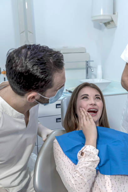 Best Broken or Chipped Tooth Repair in Texkana, AR